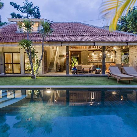 Villa Kundalini Seminyak  Exterior photo