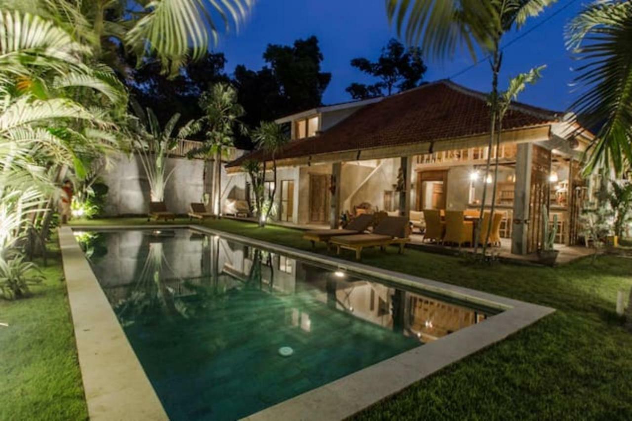 Villa Kundalini Seminyak  Exterior photo